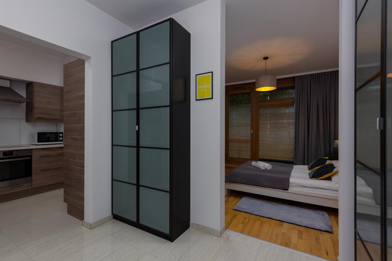 Kolejowa Apartments Warsaw By Noclegi Renters Exterior photo