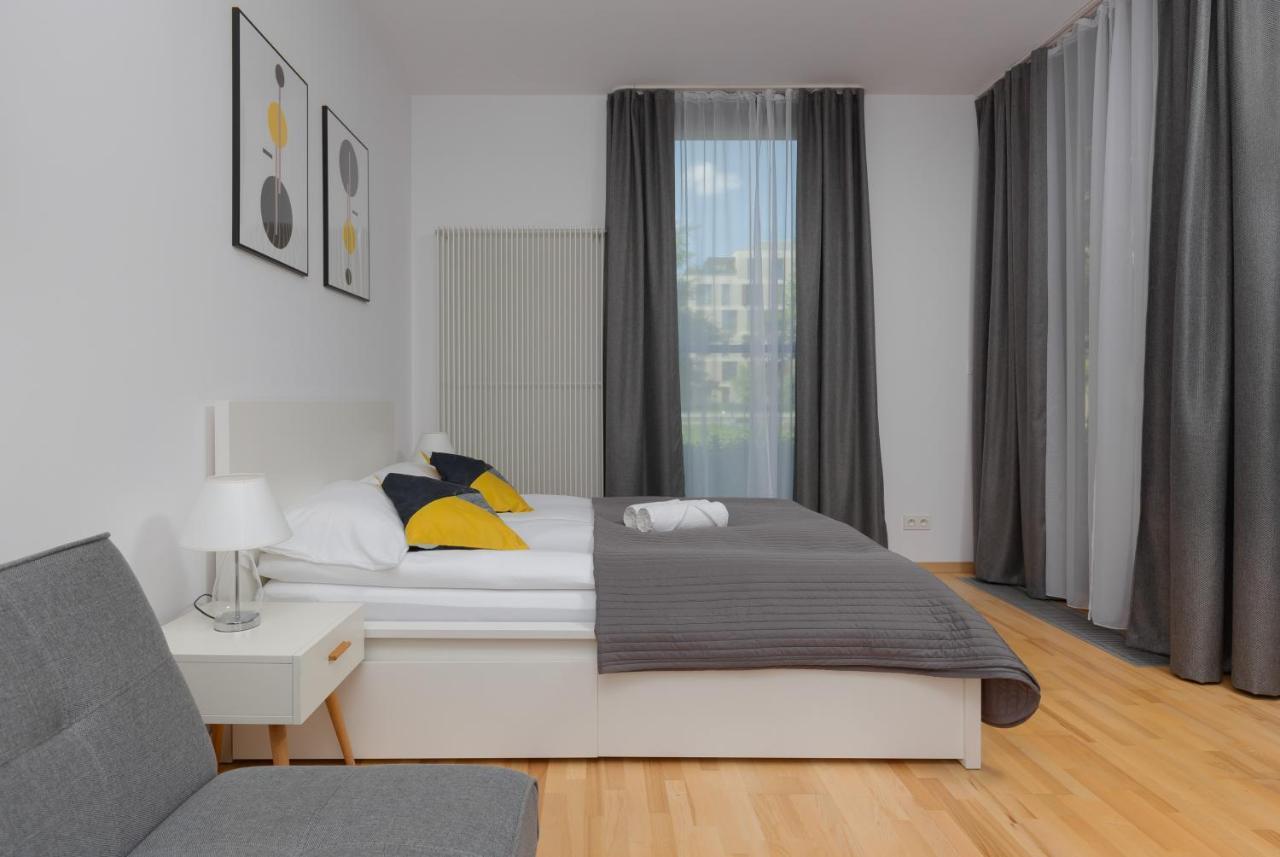 Kolejowa Apartments Warsaw By Noclegi Renters Exterior photo